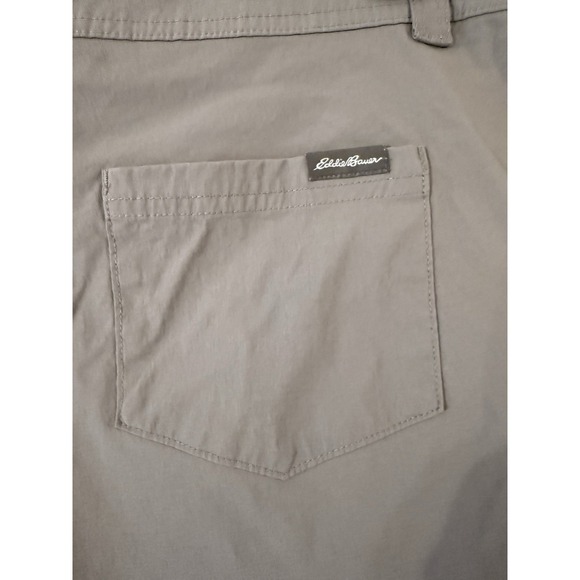 Eddie Bauer Women's Cargo Shorts Cinder Gray Size 8 Hiking Stretch Quick Dry - Picture 6 of 15